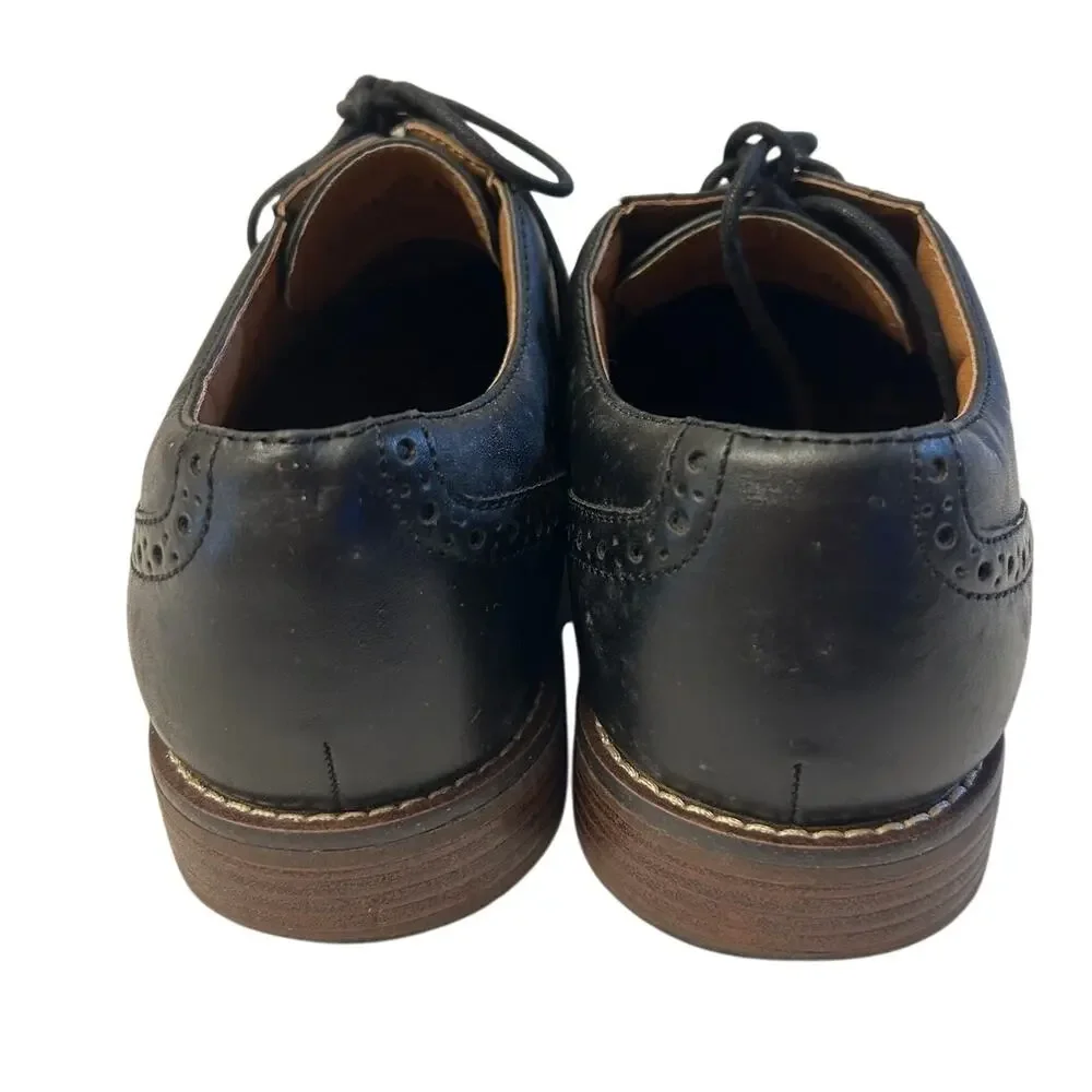 Dockers Thatcher Dress Shoes Men's Oxford Black Wing Tip Memory Foam Size 8M